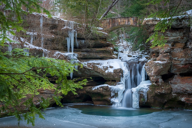 upper falls in hocking hills state park arthurgphotography Shutterstock